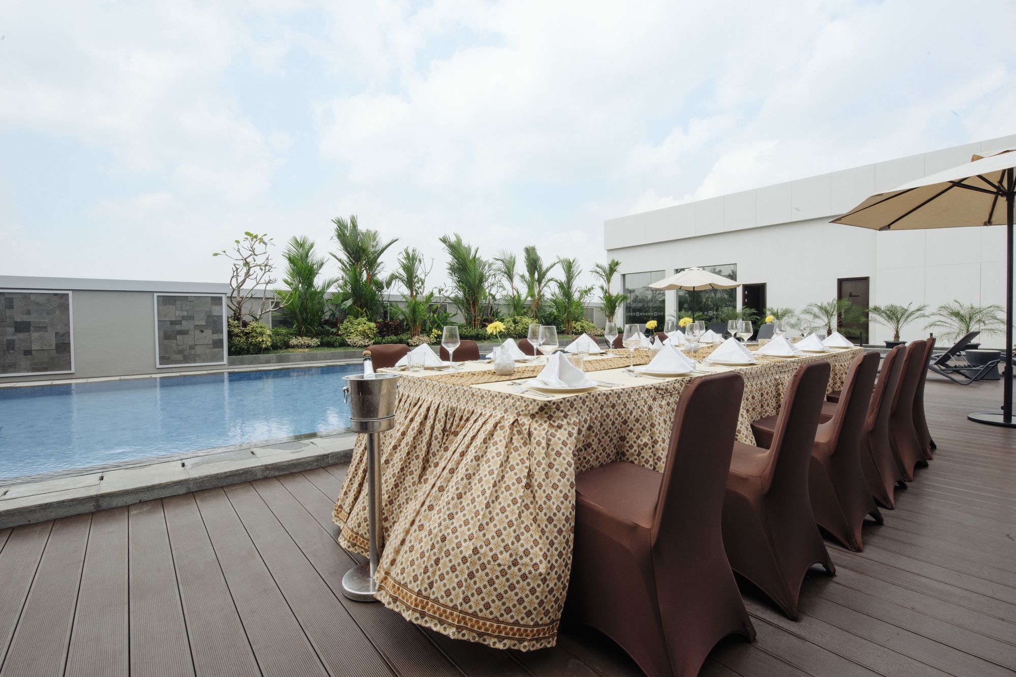 Gramm Hotel By Ambarrukmo - Formerly Grand Ambarrukmo Yogyakarta Pakualaman Exterior photo